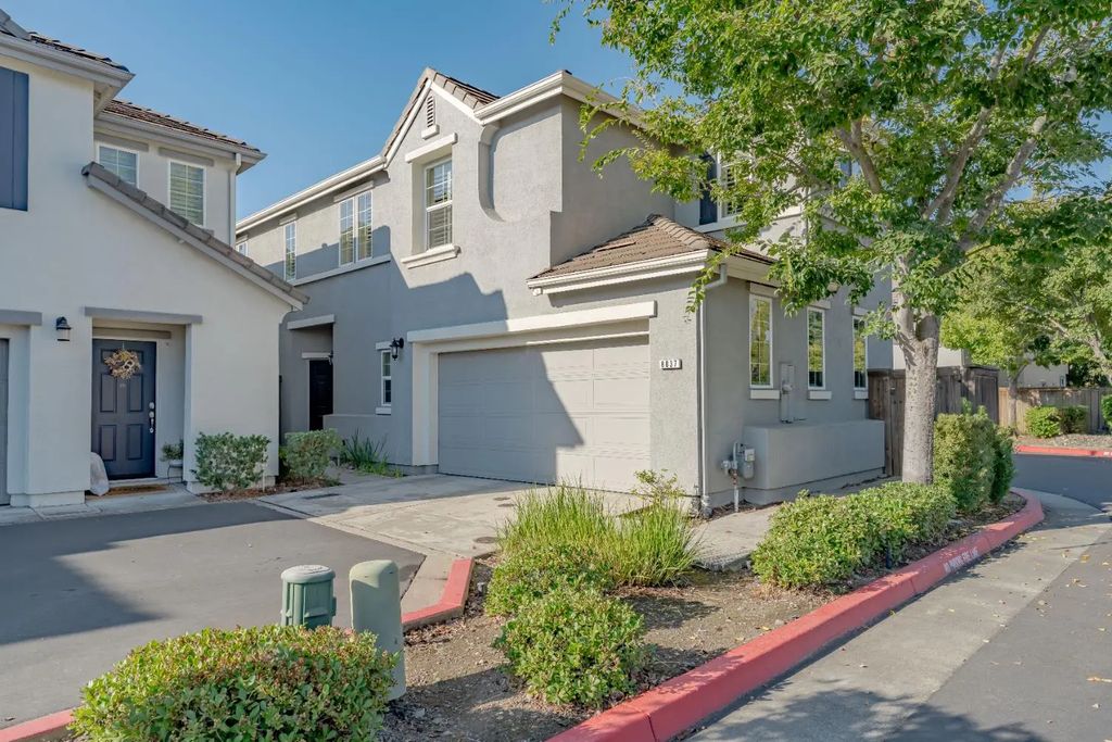 8837 Cortina Circle 68, Roseville
