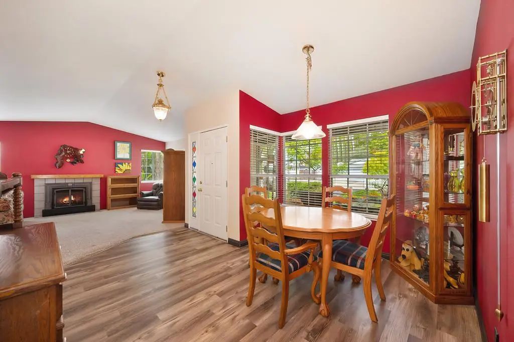 608 Oakborough Avenue, Roseville