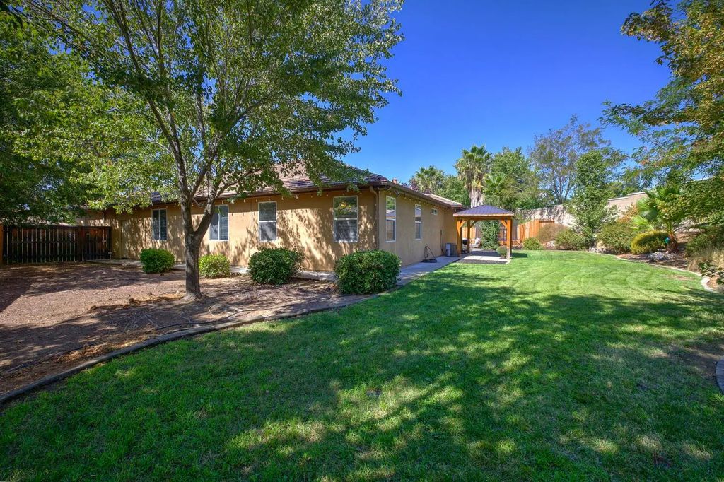 1012 Silverton Circle, Lincoln
