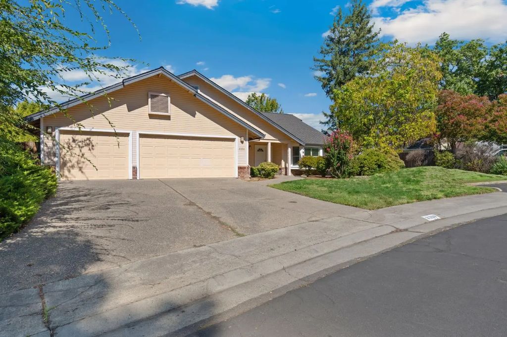 8330 Jeanette Way, Granite Bay