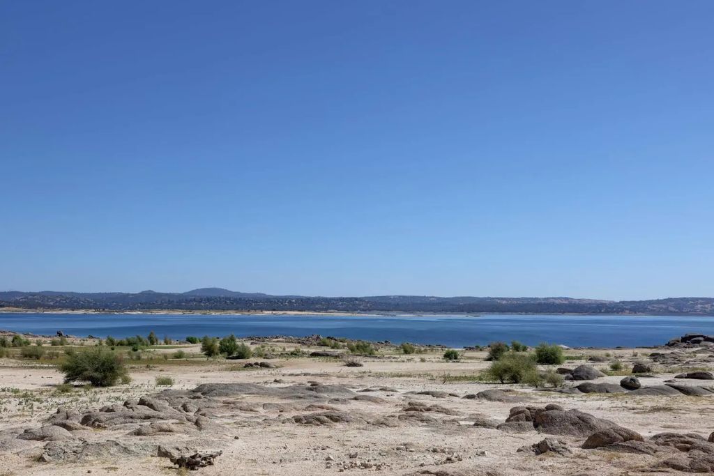 7582 Lakeshore Drive, Granite Bay