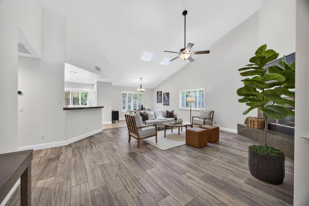 4342 Central Avenue, Fair Oaks