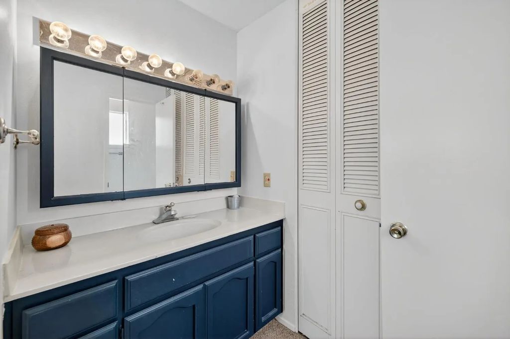 6744 Will Rogers Drive, Fair Oaks
