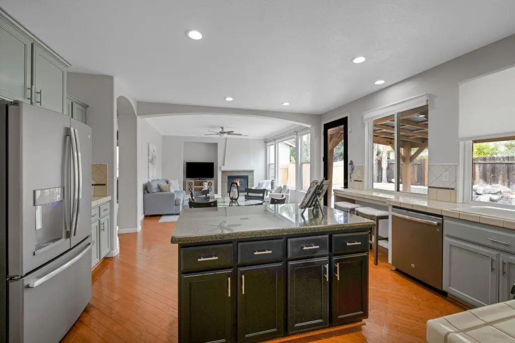 841 Dunbar Court, Lincoln