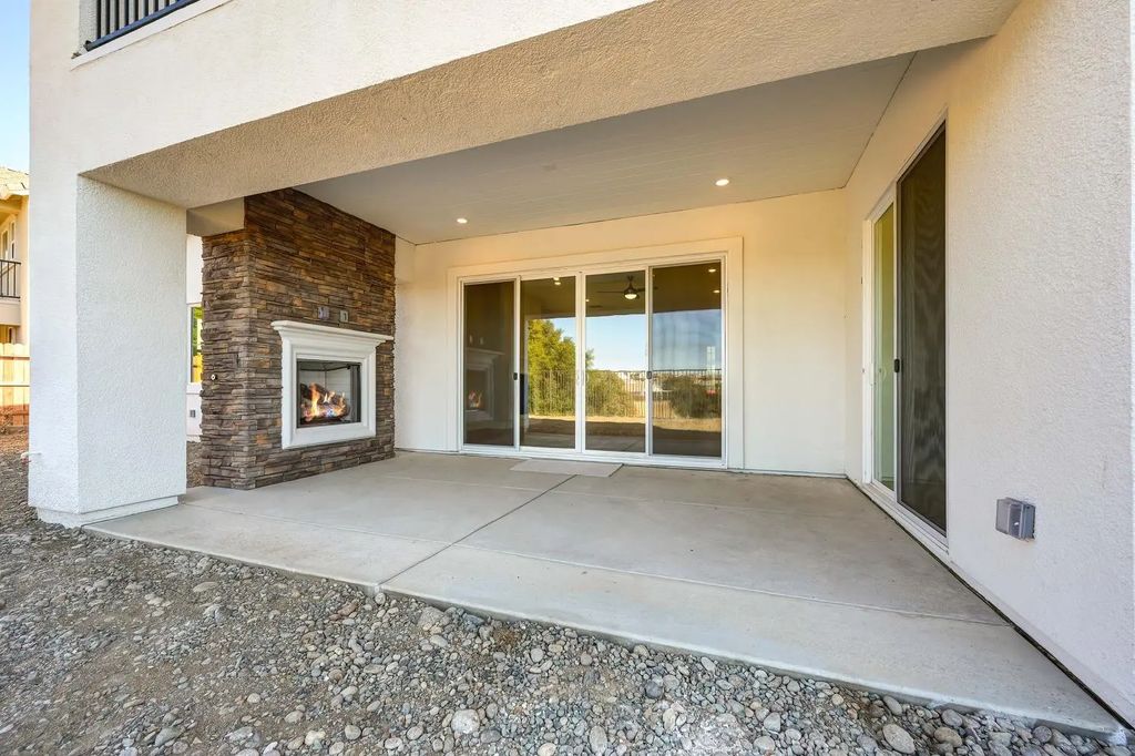 1352 Bear Creek Drive, Rocklin
