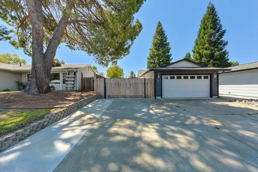 5922 Angelo, Loomis