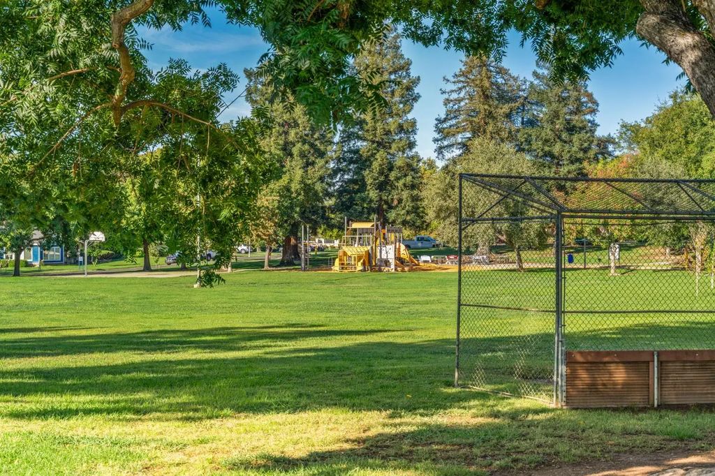 1018 Melrose Avenue, Roseville