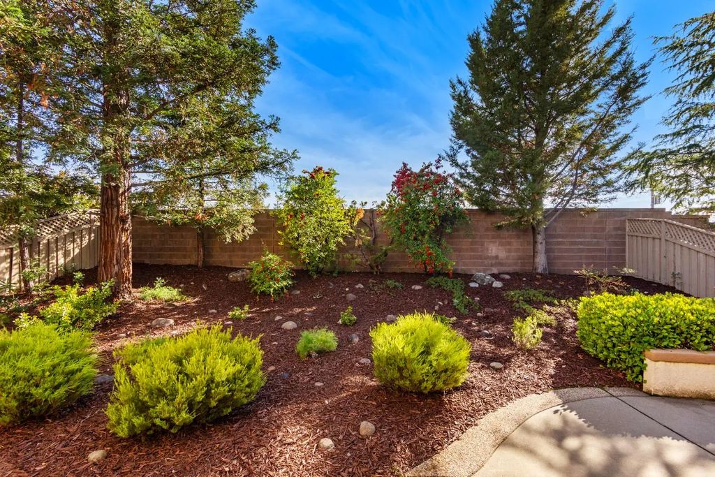2729 Woodacre Lane, Lincoln