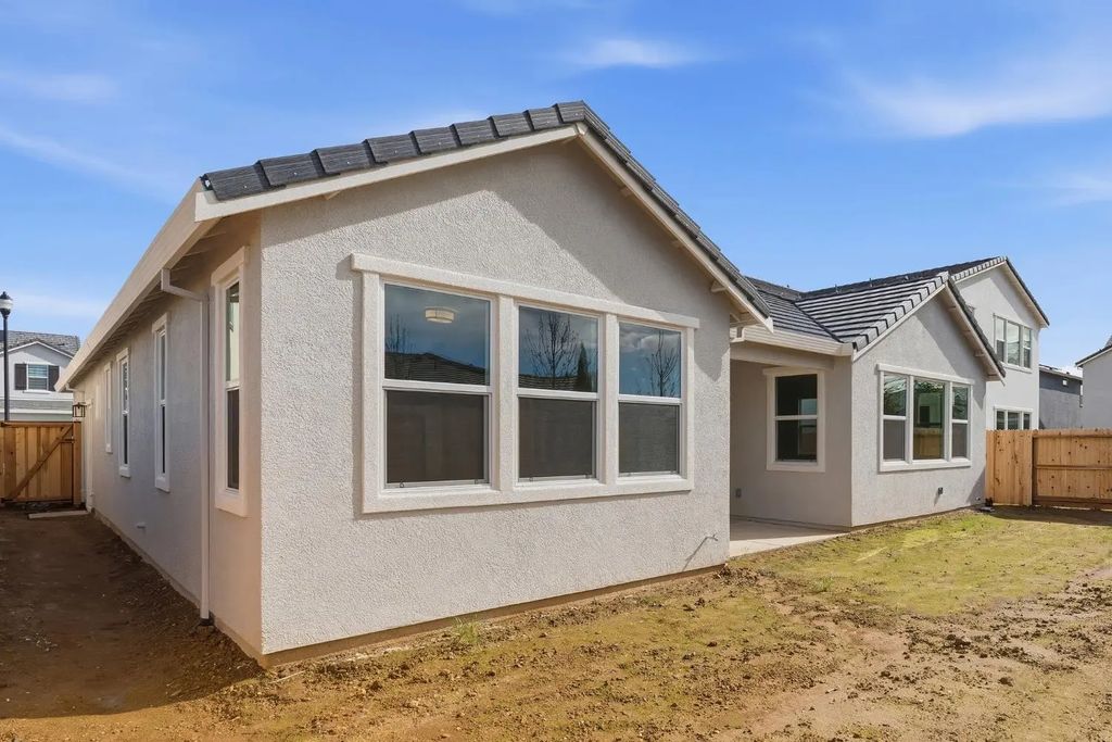 2040 Lazy Day Lane, Roseville