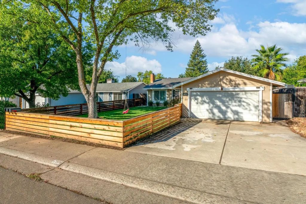 7504 Wooddale Way, Citrus Heights
