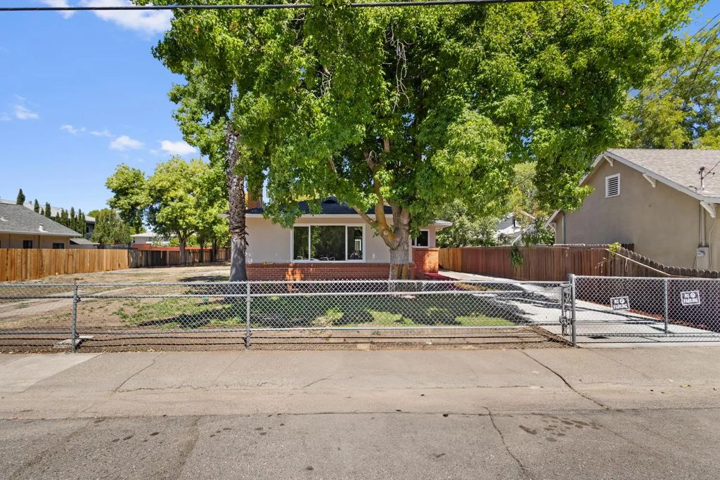 308 6th Street, Roseville