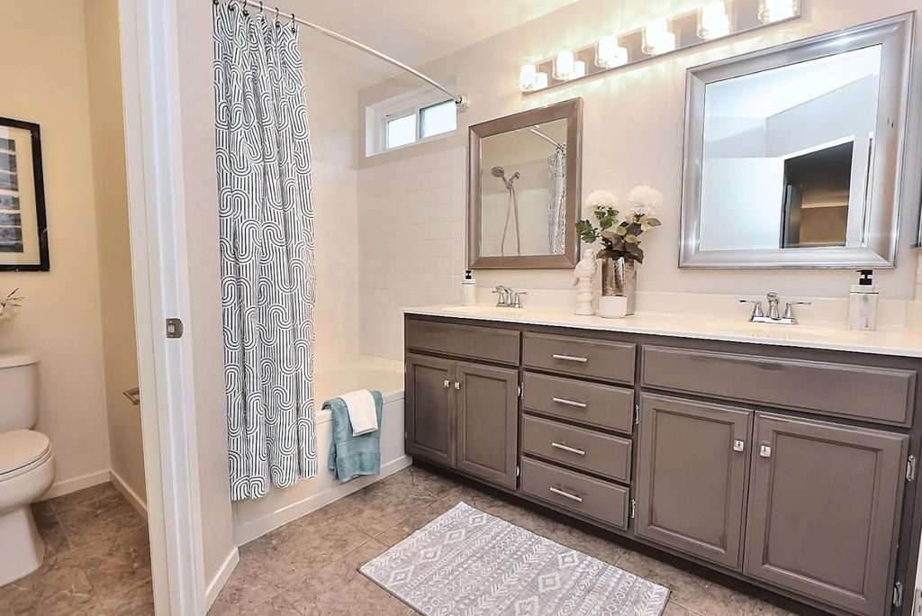 2337 Pargo Place, Gold River