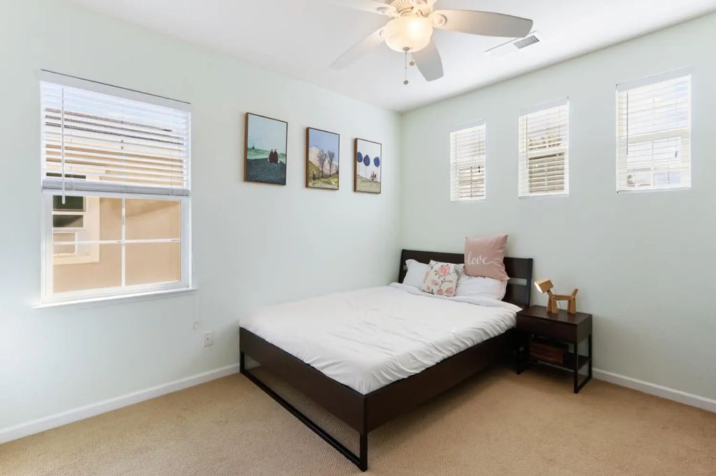 961 Campfire Circle, Rocklin
