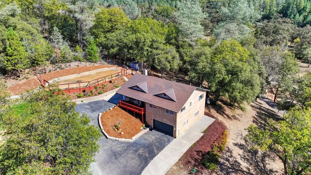 1480 Boole Road, Applegate