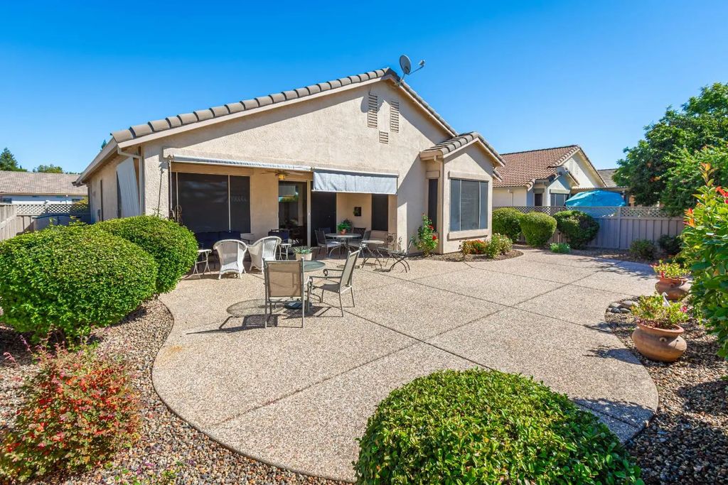 1319 Secret Lake Loop, Lincoln