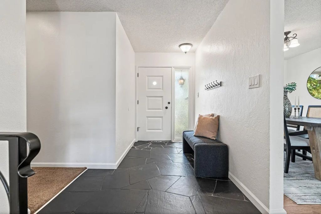 5101 Cocoa Palm Way, Fair Oaks