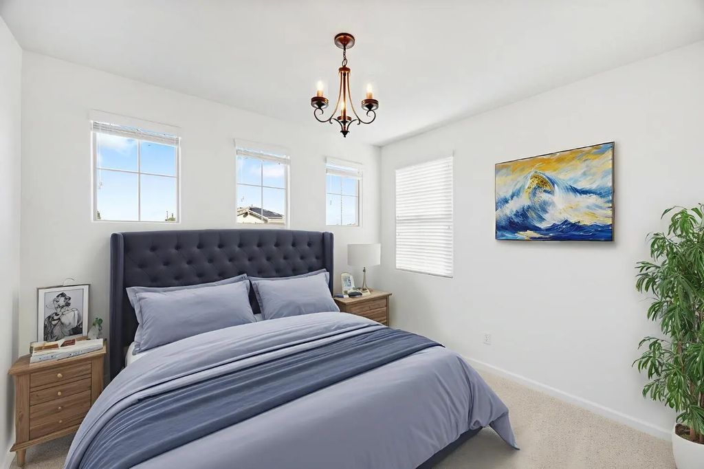 2774 Napoleon Way, Antelope