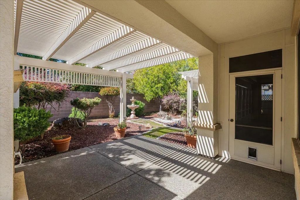 926 Gold Nugget Circle, Lincoln
