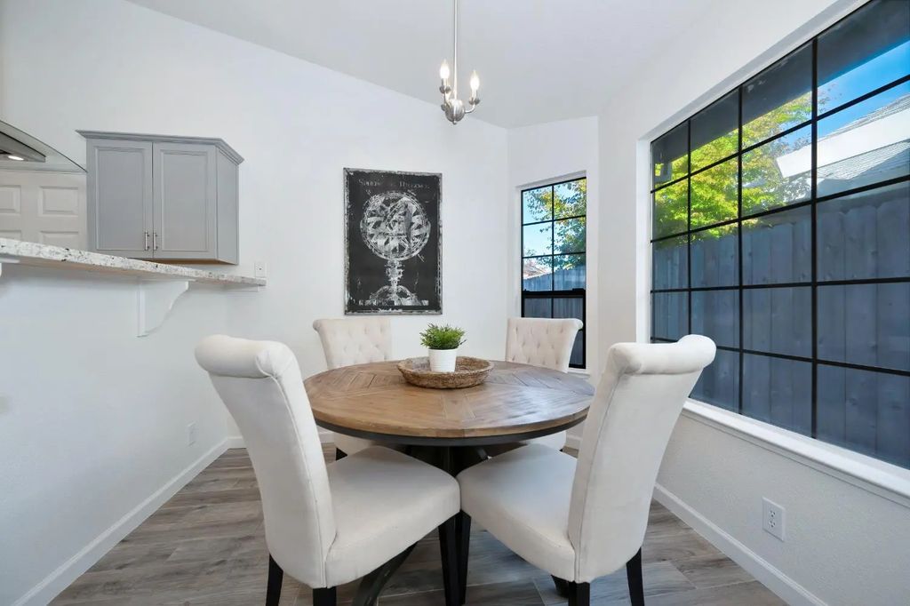 1343 Puebla Way, Roseville