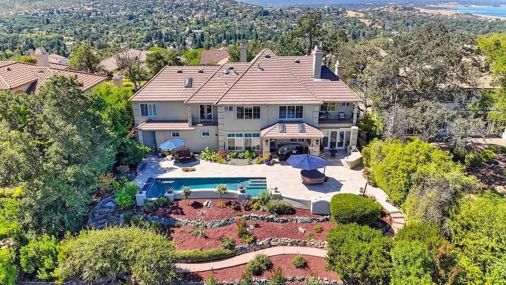5457 Sur Mer Drive, El Dorado Hills