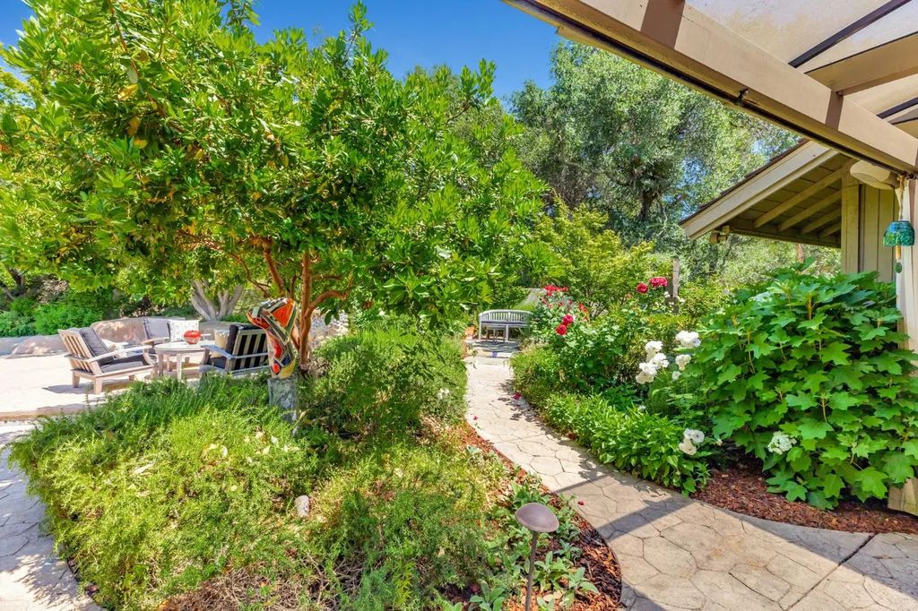 11575 Splitrock Court, Gold River