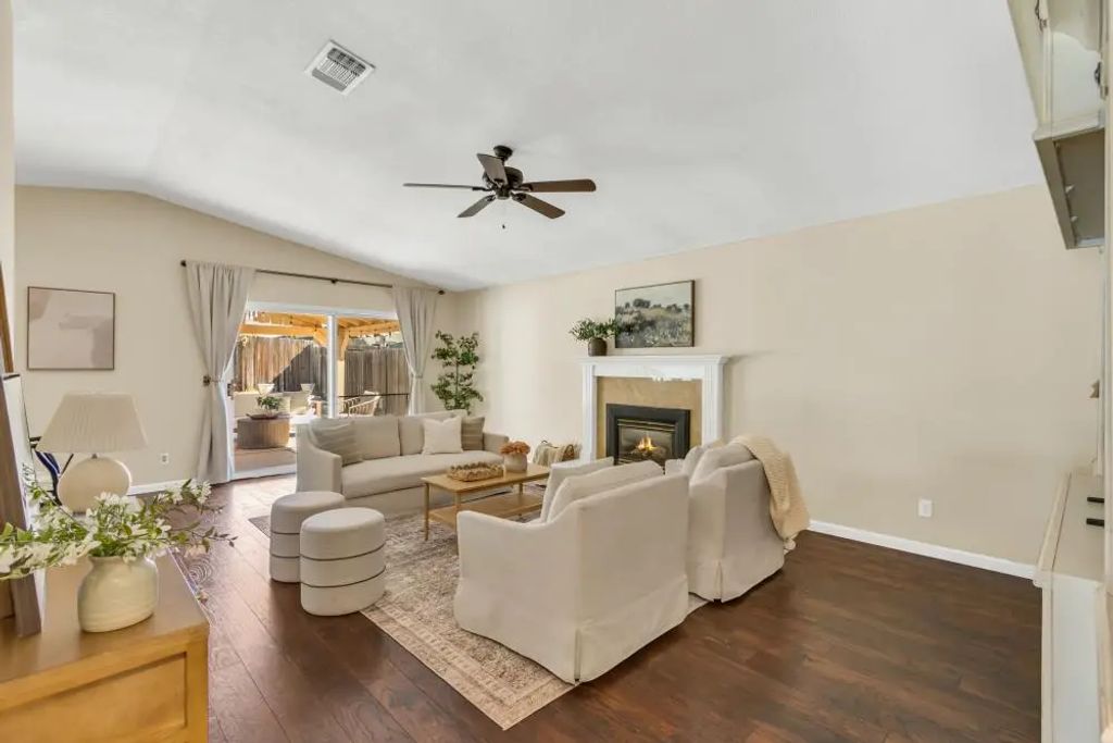 305 Jesse Avenue, Roseville