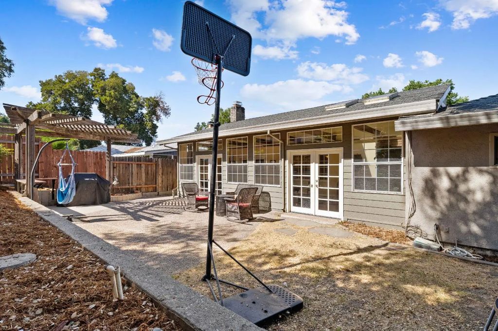 5978 Brooktree Drive, Citrus Heights