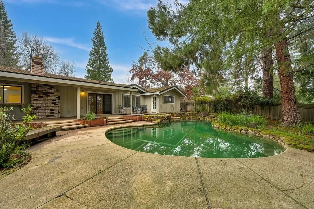 8650 Farley Way, Fair Oaks