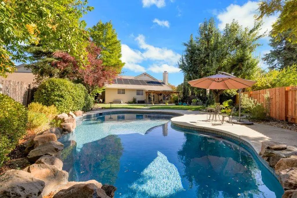 1511 Michener Drive, Roseville
