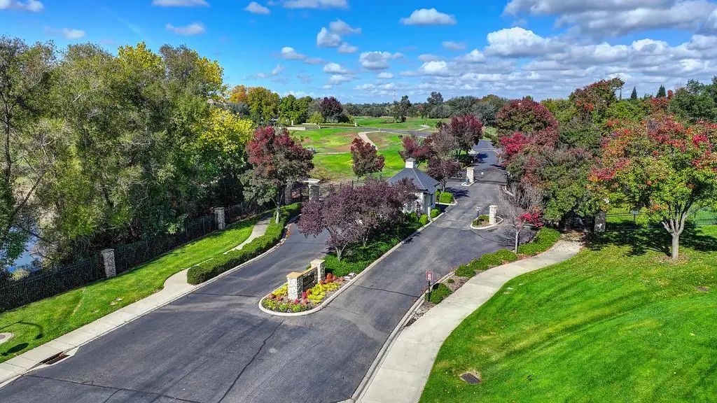 3610 Long Cove Court, Roseville