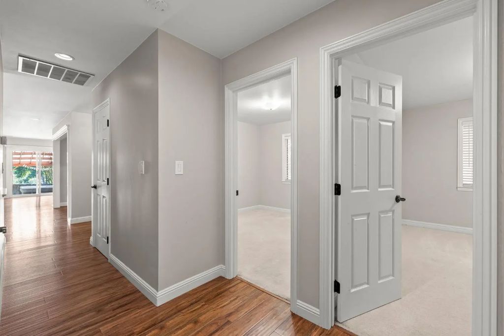 2424 Long Valley Drive, Newcastle