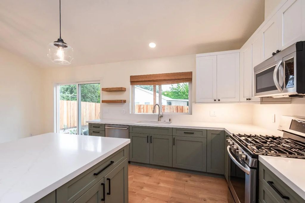 5685 Tudor Way, Loomis