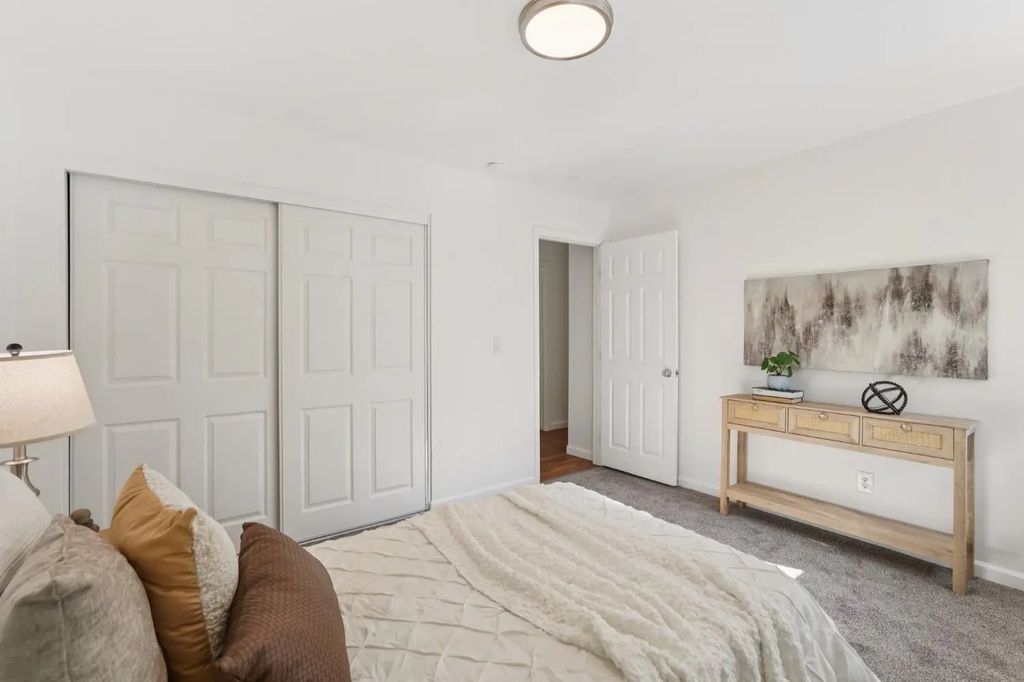 895 Hidden Way, Placerville
