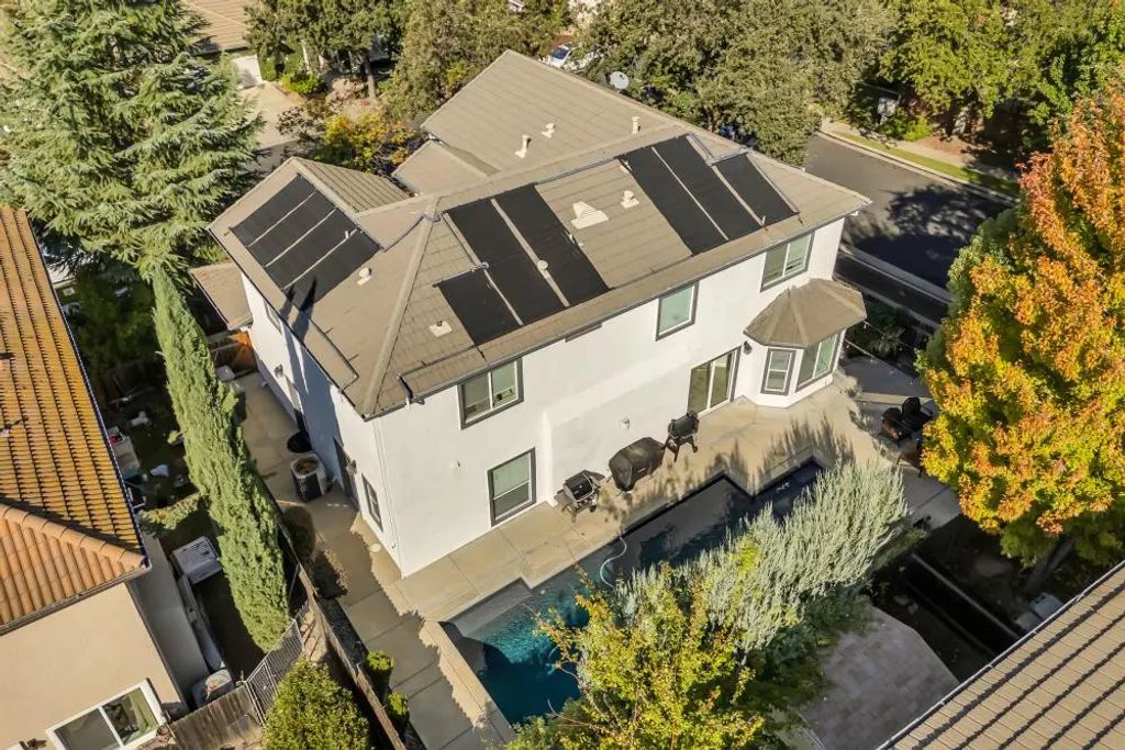 4033 Hunter Oaks Lane, Loomis