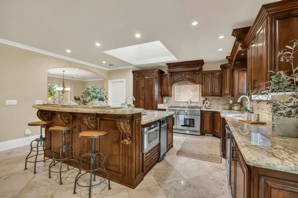 9101 Sunset Avenue, Fair Oaks