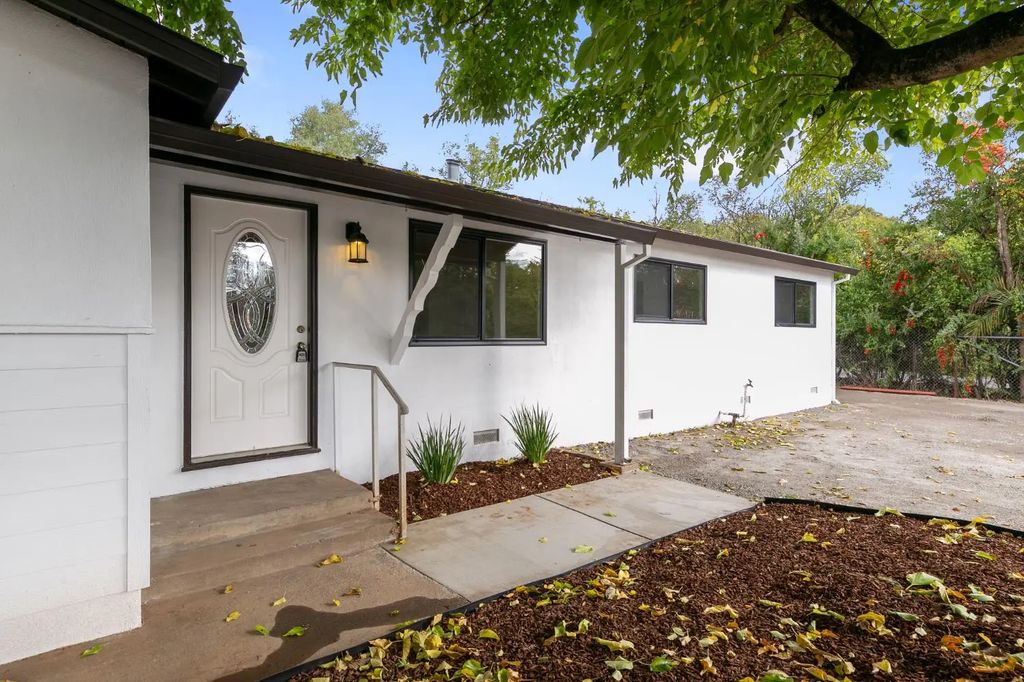 7748 Wachtel Way, Orangevale
