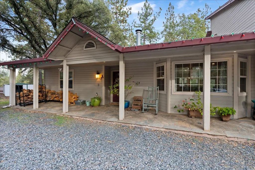 522 Ponderosa Way, Colfax