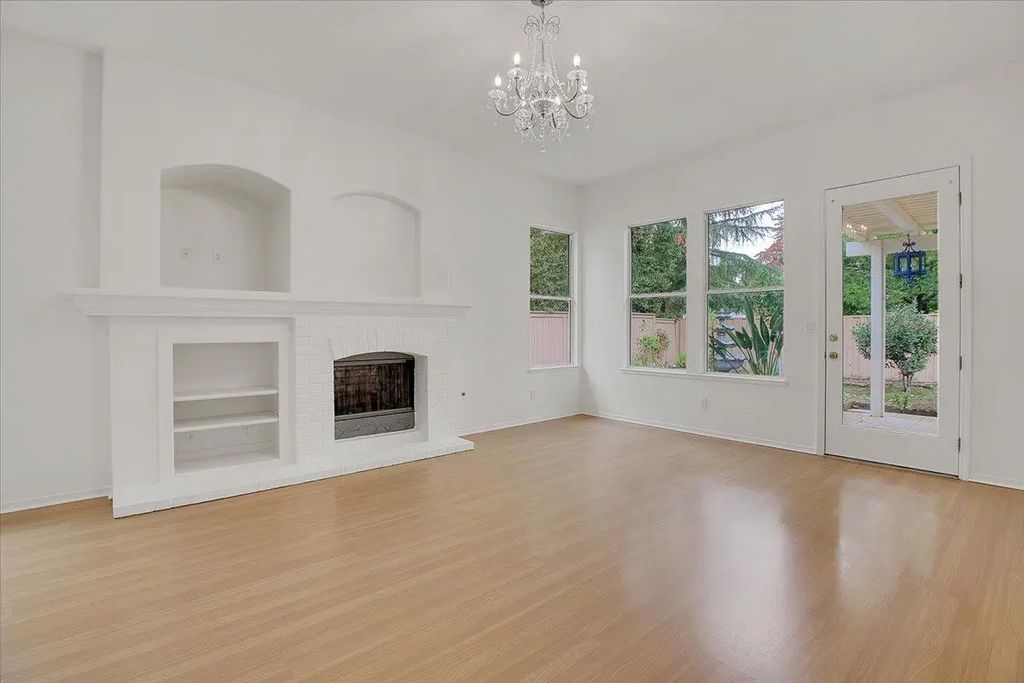 2943 Nelson Drive, Roseville