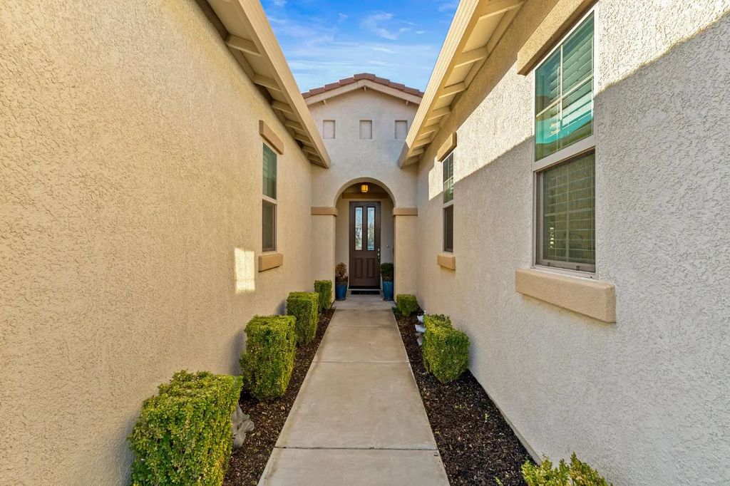 2702 Hidden Trail Loop, Rocklin