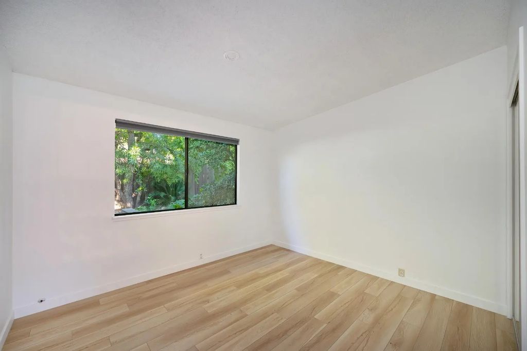 2028 Clearfield Way, Carmichael