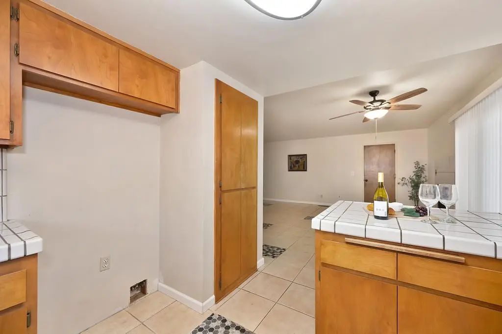 5825 Dew Court, Rocklin
