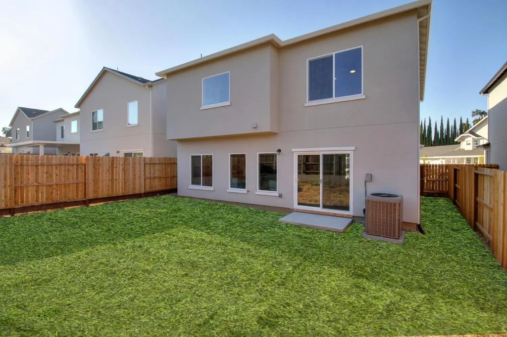 8268 Ghislaine Way, Antelope