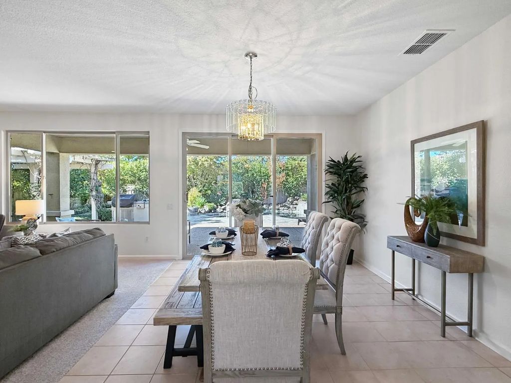 892 Bridalveil Lane, Lincoln