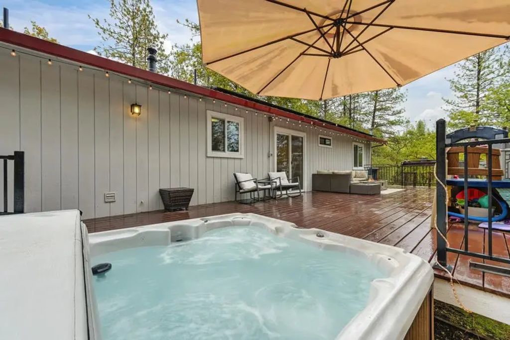 3980 Donner Trail, Placerville
