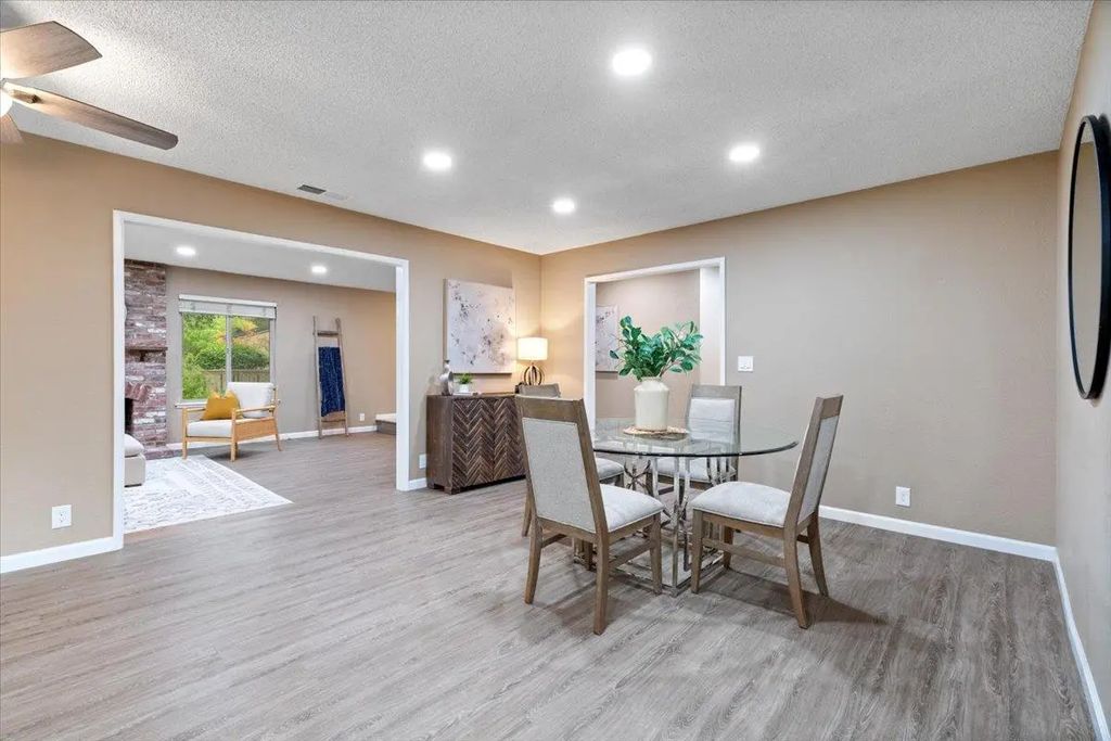 6913 Navarro Court, Citrus Heights