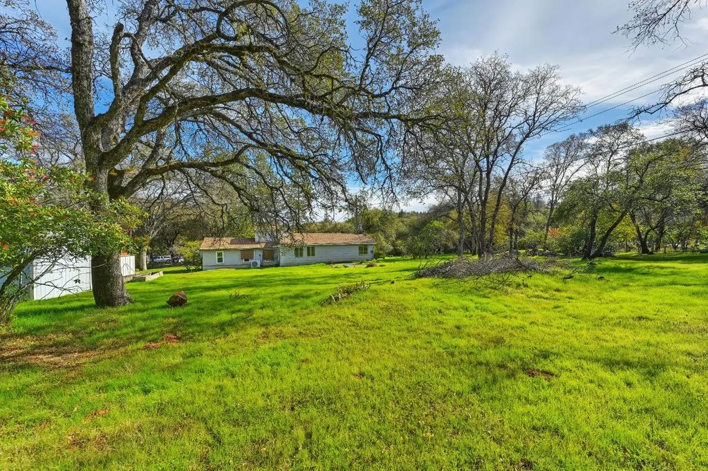 1811 Little Creek Road, Auburn