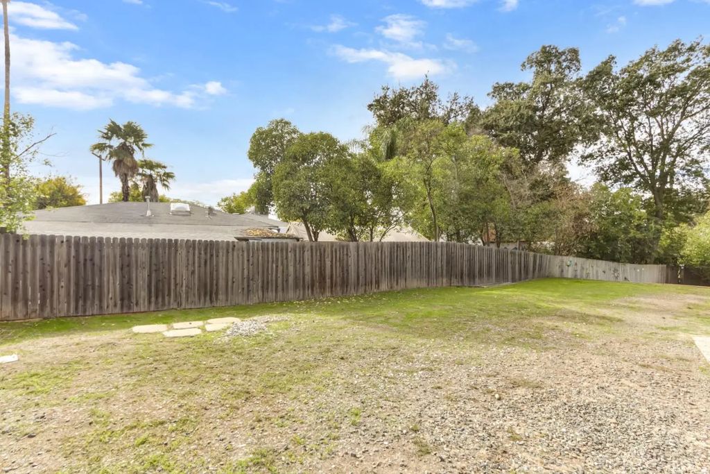 5813 Northgrove Way, Citrus Heights