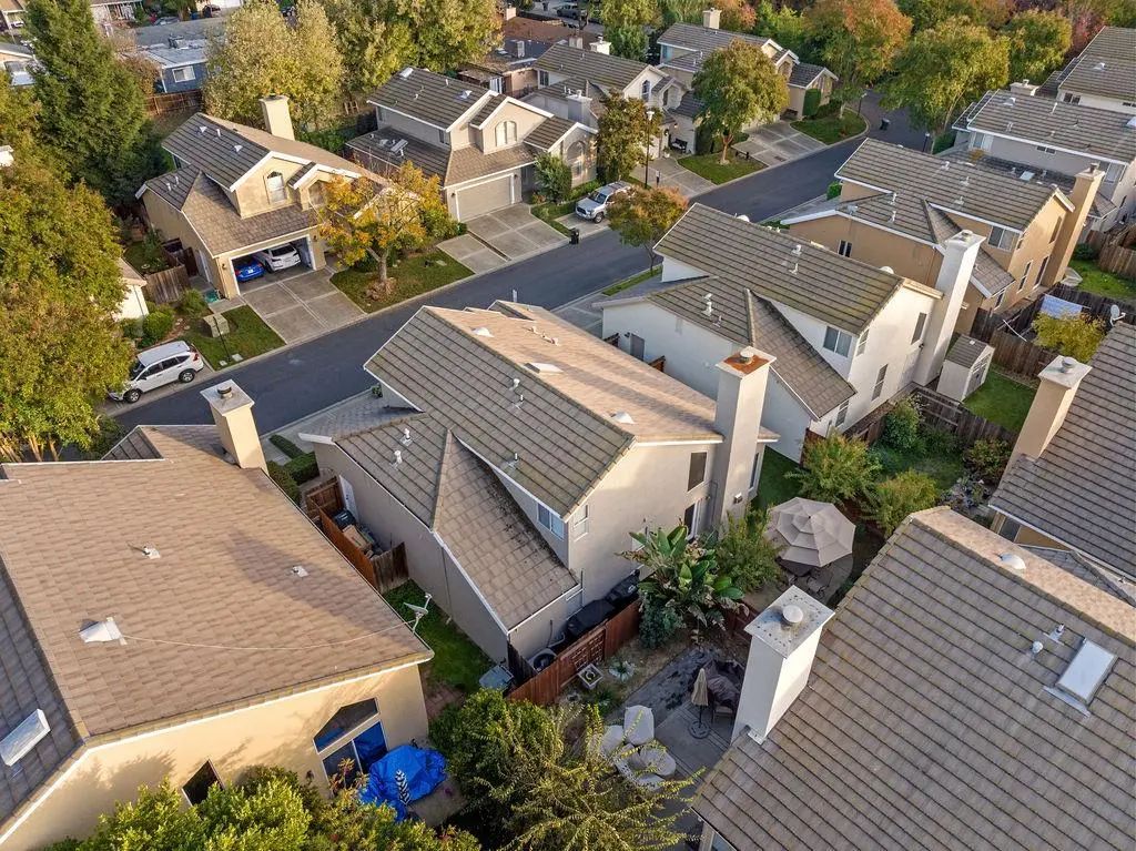 2310 Fallwater Lane, Carmichael