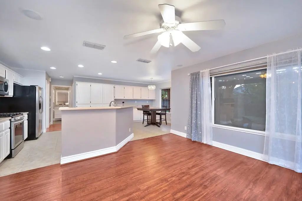 609 Garden Park Drive, Roseville