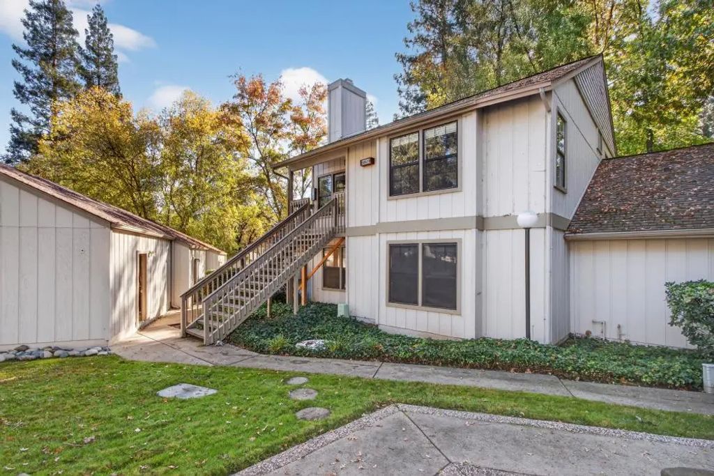 3997 Park Circle Lane B, Carmichael